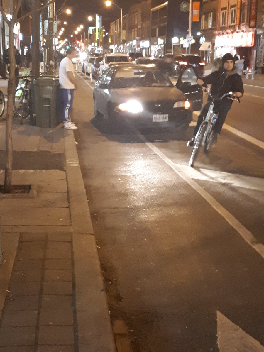 notyourlane's tweet photo. @TPS_BikeHart you got #sweet #pics? I also got #sweet #pics 🎉🎉🎉

#notyourlane https://t.co/25zFkoyXup