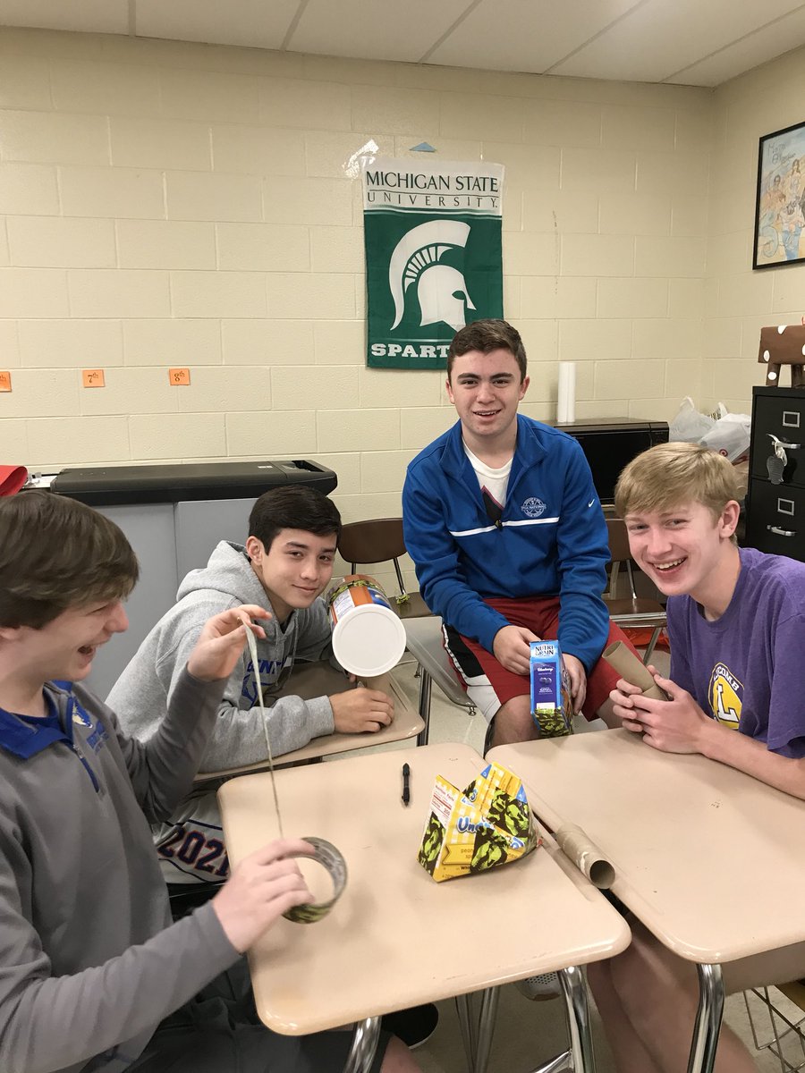 wcsBHSlw's tweet photo. Geometric Zoo Animal Project is underway! https://t.co/2muFEBQV8m