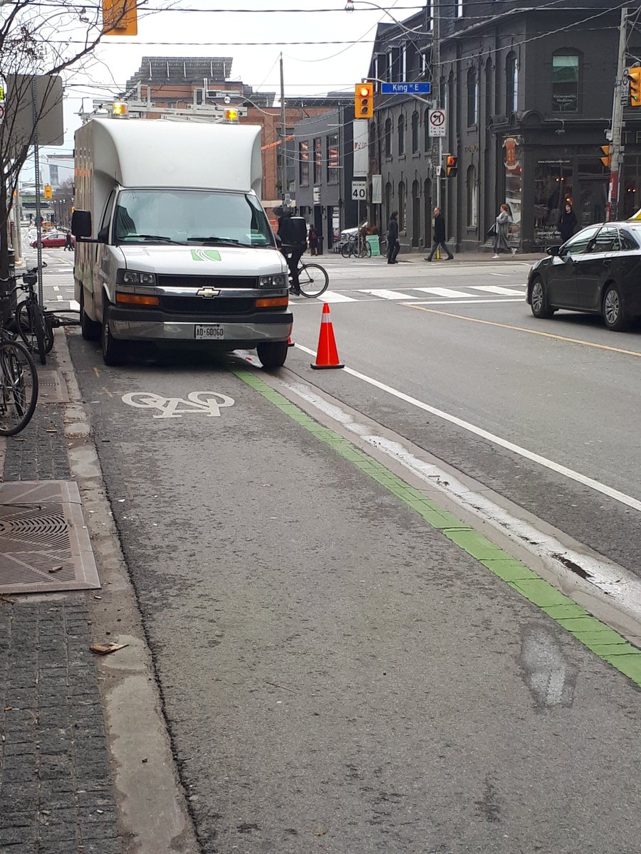 notyourlane's tweet photo. @TPS_BikeHart you got #sweet #pics? I also got #sweet #pics 🎉🎉🎉

#notyourlane https://t.co/25zFkoyXup