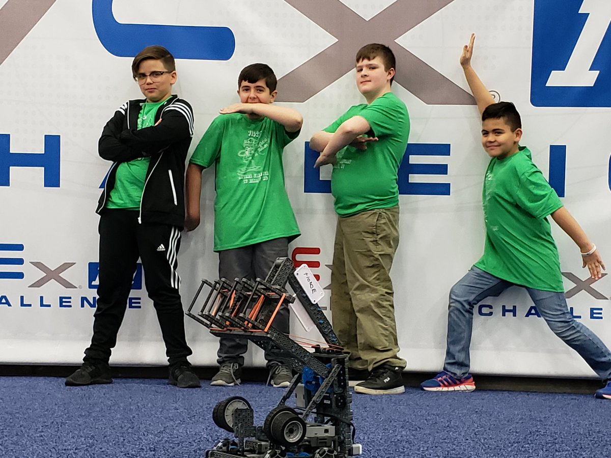 CentralsVEXiq's tweet photo. Some of our best moments from worlds! #VEXWorlds https://t.co/AzuVkNJ7TP