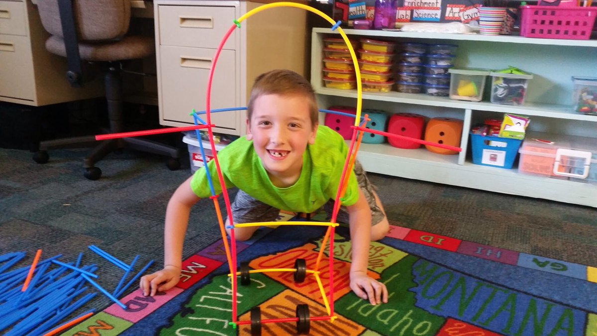 Hufferd111's tweet photo. The first meeting of K-2 STEM Club was a success! We explored the different materials we can use to build during our different challenges in the coming weeks. #eastviewpride https://t.co/UMqmxW9Aco
