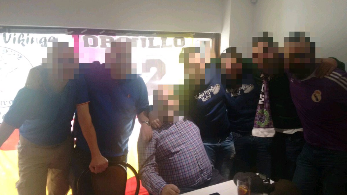 ovvalencia99's tweet photo. ¡Presentes una vez mas ! OV1992 https://t.co/8GqWELO0uY