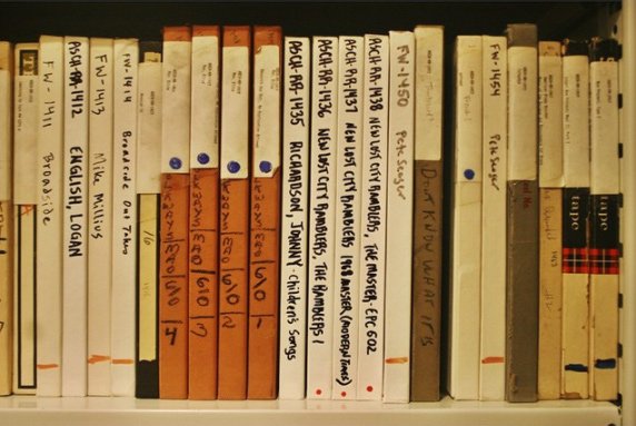 SmithsonianFolk's tweet photo. Job alert! Audio Digitization Technician for the #RinzlerArchives: https://t.co/j8DLs7KRJI #lisjobs #audiojobs https://t.co/MkJYFEpBMW