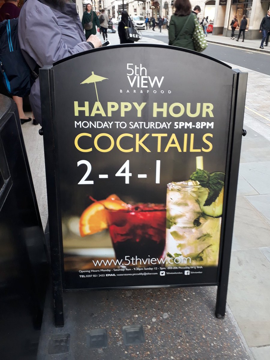 polly_vanHagen's tweet image. #fabulous #promotion here @5thViewLondon jolly good 2-4-1 #cocktails #happyhours deal st Waterstones #Picadilly 🍹🍹🍸🍸🥂🍾#gin #vodka #AfterWork #celebrate #drinks #party