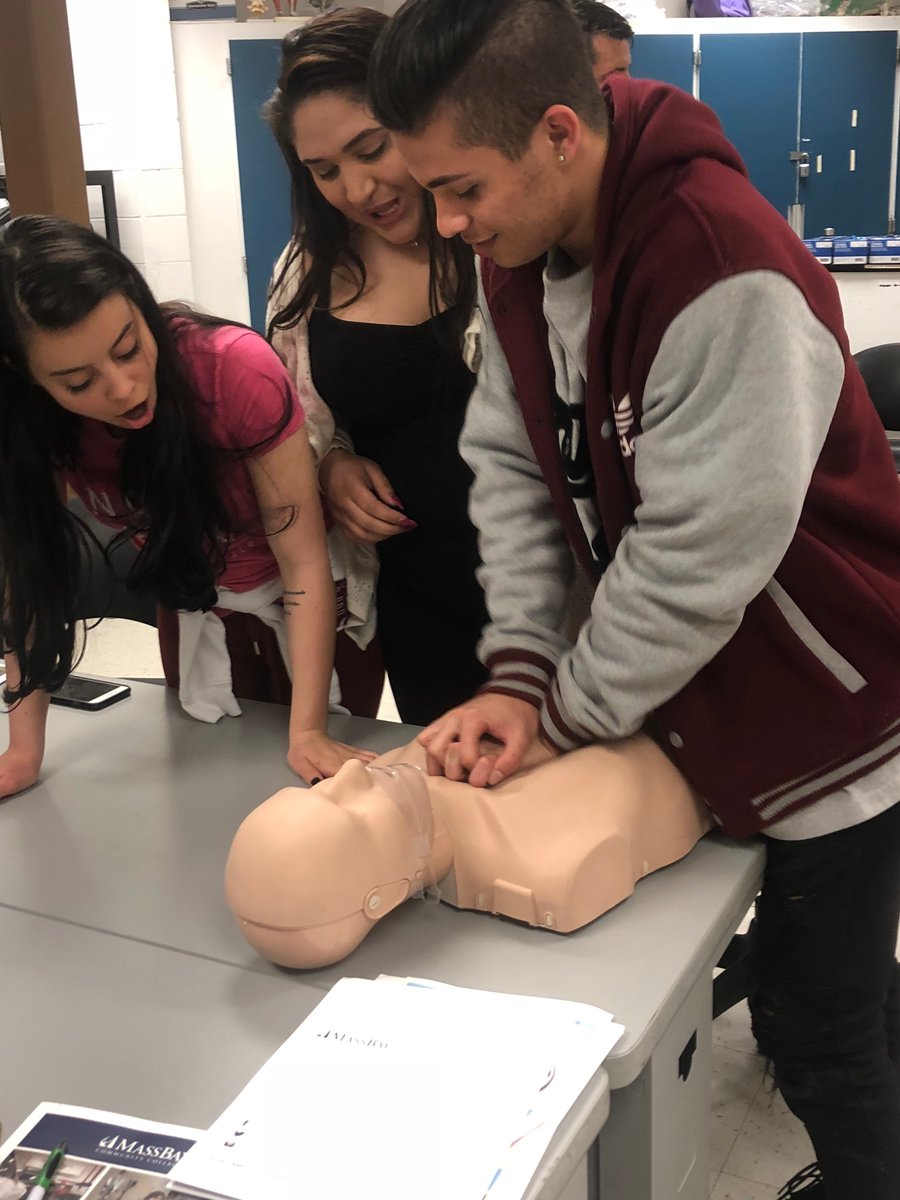MetroWest CPC (@metrowestcpc) on Twitter photo 45 <a href="/MarlboroPubSch/">Marlborough Schools</a> students visited Massbay Framingham campus and received an admissions presentation from Luz Castro and toured the medical labs last week. <a href="/MassBayCommCol/">MassBay Community College</a> 45 <a href="/MarlboroPubSch/">Marlborough Schools</a> students visited Massbay Framingham campus and received an admissions presentation from Luz Castro and toured the medical labs last week. <a href="/MassBayCommCol/">MassBay Community College</a>