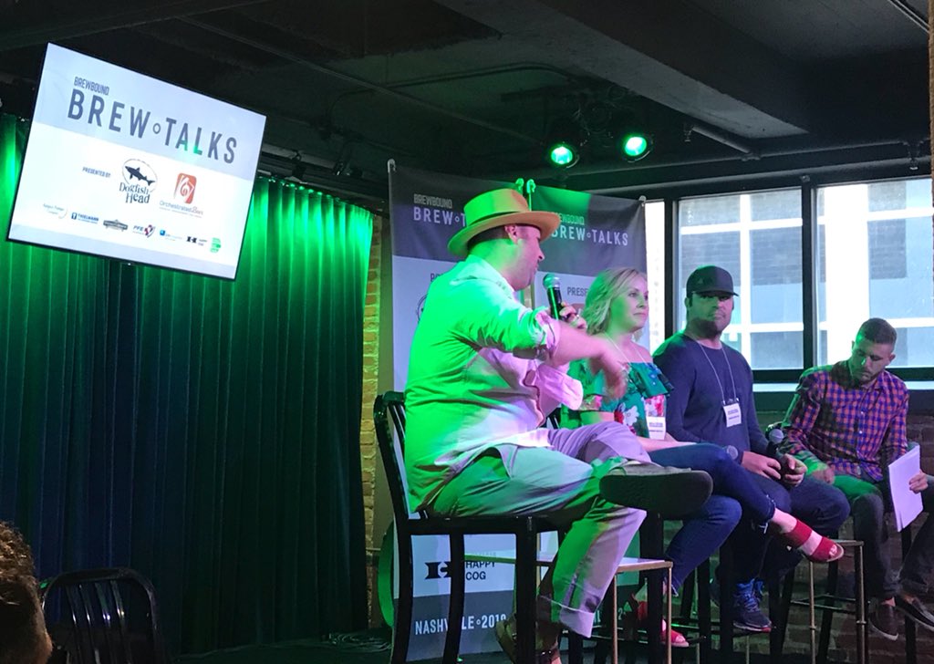 VicinityBrew's tweet image. @Brewbound #brewtalks at #CraftBrewersCon 
Finding organic white space for marketing and sponsorship opportunities

&quot;There is no non beer, non drinking season&quot; 🍻