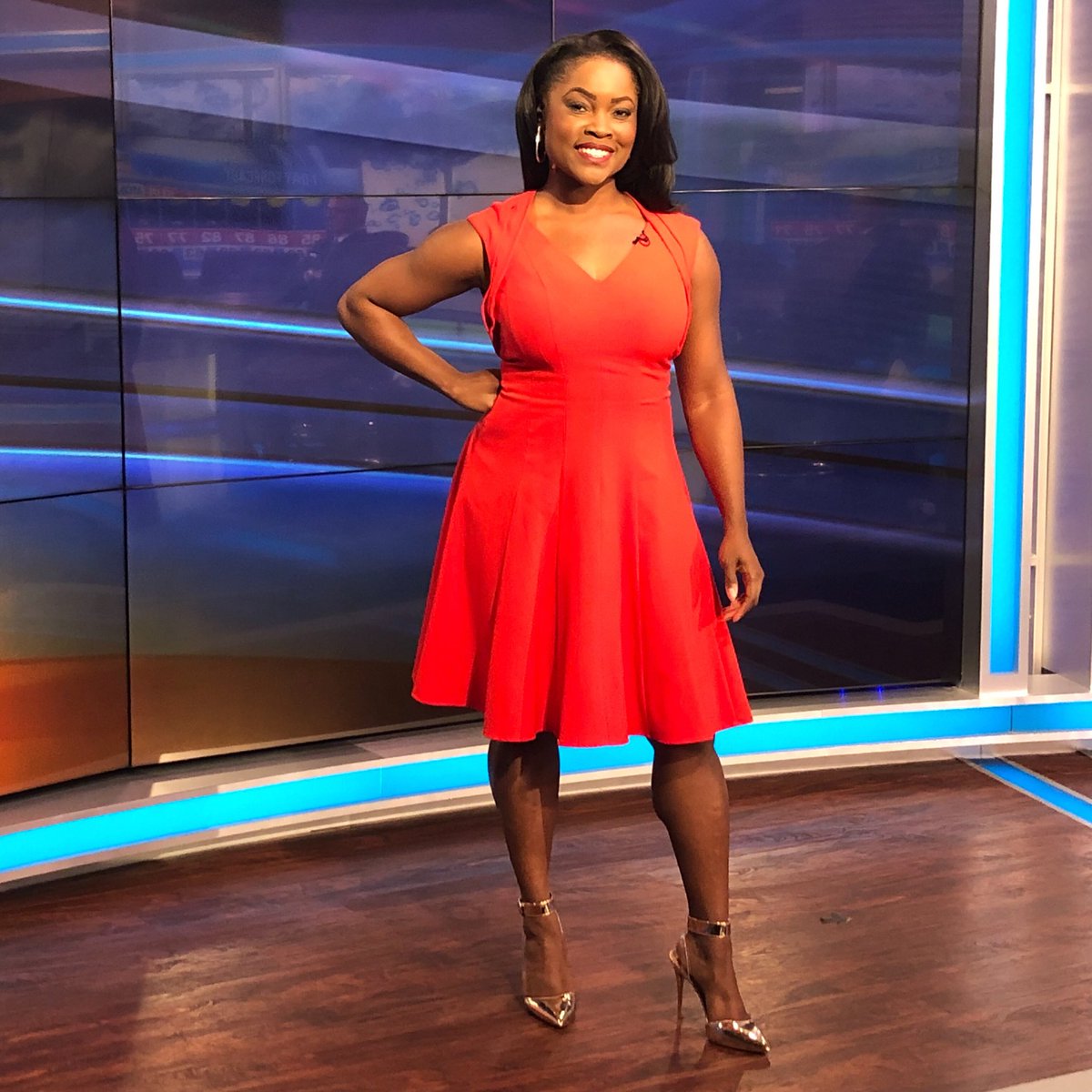 AnitaBlantonTV's tweet photo. 1st day of May! Reminder, it’s American Stroke Month! The Go Red For Women Luncheon is May 18 to #WearRedAndGive . So important to KNOW YOUR NUMBERS & protect your heart! Looking good on the outside is great. Knowing what’s going on inside your body is better❤️#HRGoRedForWomen https://t.co/w0ev1lcCIZ
