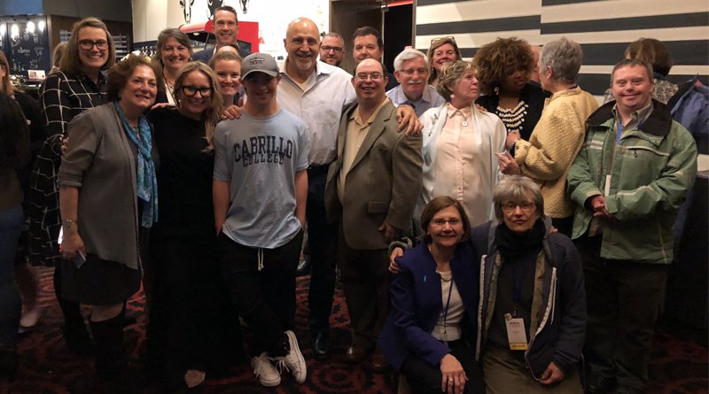 diffbrains's tweet photo. Our founder #HackieReitman discusses his experience at the @NDSS Adult Summit and the importance of giving support! Click the link to read! #DownSyndrome #blog https://t.co/Cw9i9p4TdC https://t.co/ErQUJuKV9d