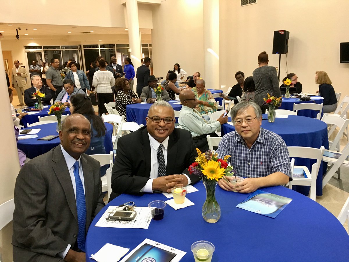 cnjeffries1970's tweet photo. At Faculty and Staff Awards Program on campus https://t.co/hf8Bt1ZdPC