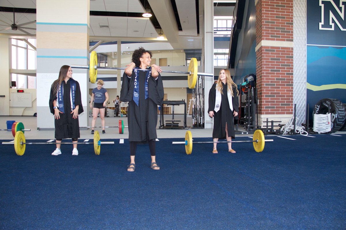 UNevadaStrong's tweet photo. ELW grads are working out in style! 💪🎓 #NevadaStrong https://t.co/4WQW6Kmnp3