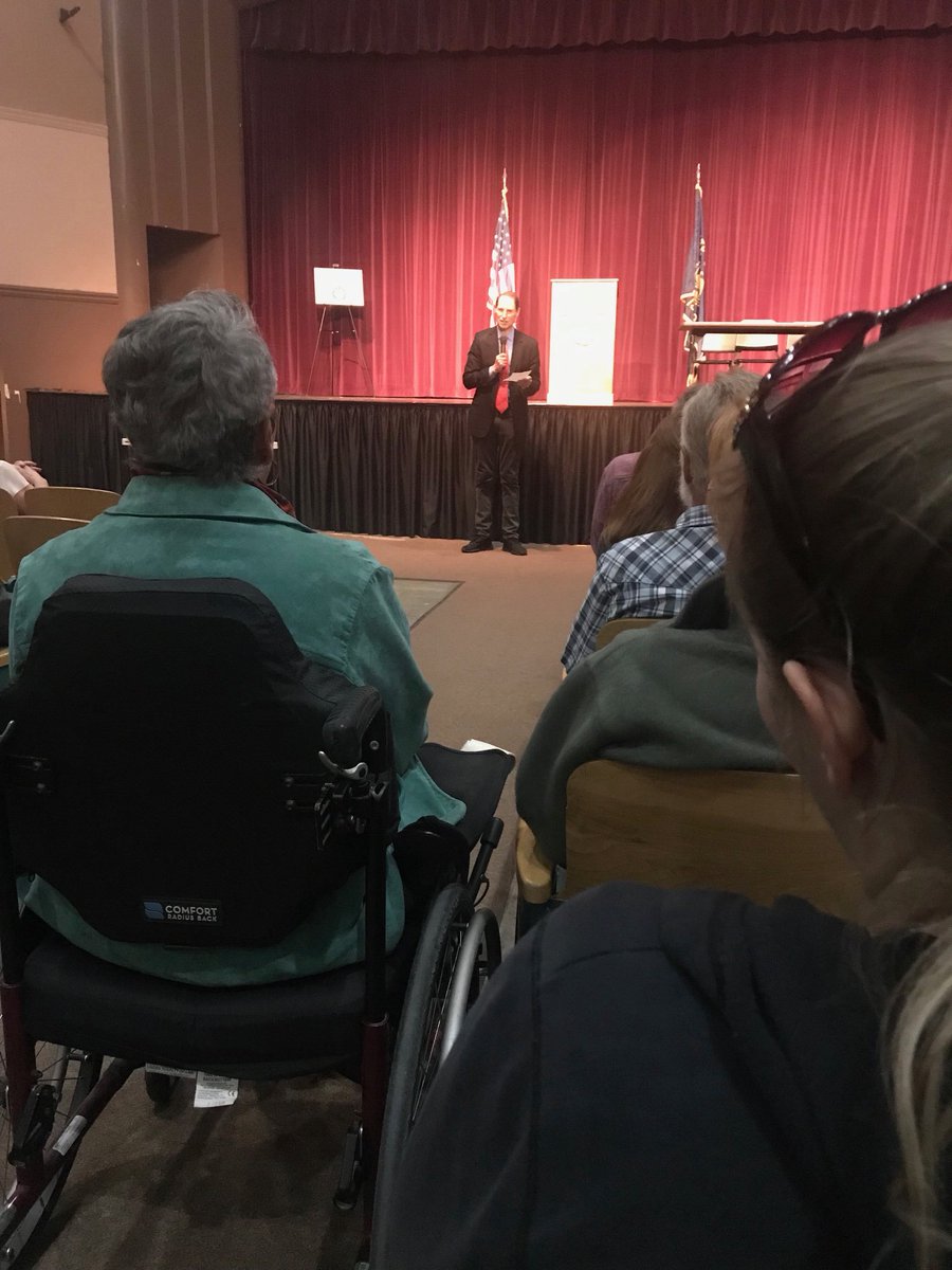 Ron Wyden tweet media