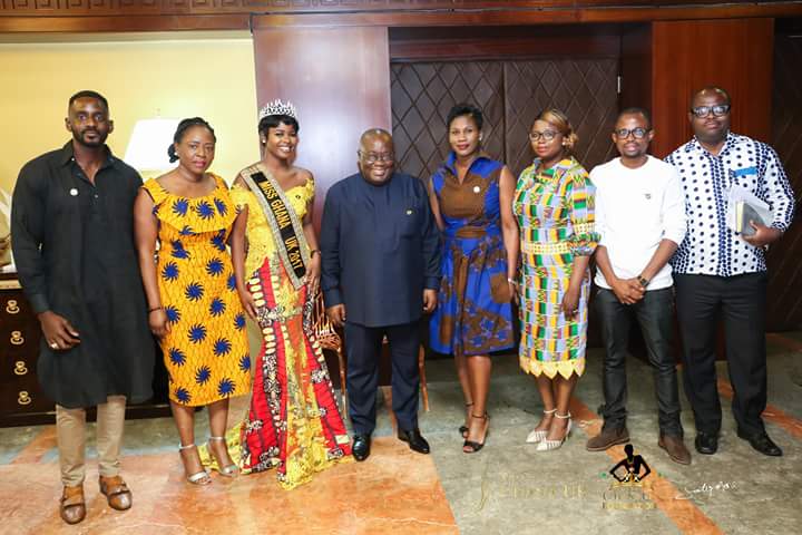 sadiq_more's tweet photo. About the last time with the President of the Republic of Ghana @NAkufoAddo & @missghanauk1 Great encounter it was @diaspora #myFutureGH🇬🇭 #GreaterWorksAhead🔥 #SadiqMore #moremedia #creativeGH https://t.co/5l8ScLuWxO