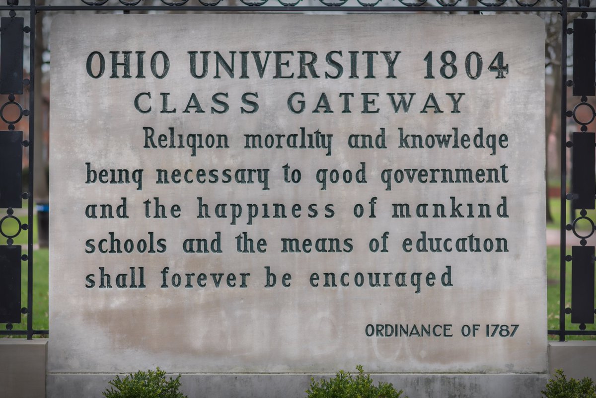 vicgillilan's tweet photo. Ohio University Class Gateway. @ohio_2020 @ohiou @athensohio @mirandagillilan https://t.co/XqD20hSagG