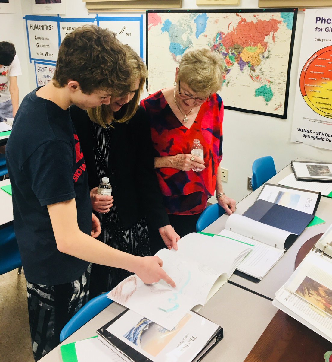 llazzelle's tweet photo. It’s a packed house for @PhelpsCenter SCHOLARS Student Showcase - Thanks to all the families who came out tonight! https://t.co/AHUZABJsym