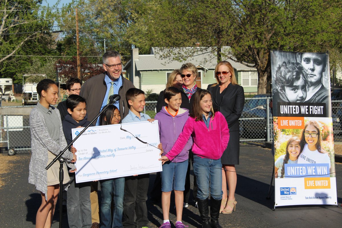 unitedwaytv's tweet photo. Thank you Blue Cross of Idaho Foundation for Health for awarding Sacajawea Elementary $10,000 to revamp outdated playground equipment. This grant, with our grant through Trinity Health and Saint Alphonsus, is improving health of school-age children and their families, https://t.co/FJ93HZAvK4