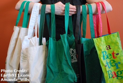 Hey #yxe! Do you have more reusable shopping bags than you know what to do with? We could use 'em! If you want to donate some to #yxeconnects please drop them at <a href="/UnitedWayStoon/">United Way of Saskatoon and Area</a> (100-506 25th St E) this week or next between 8:30am-4:30pm. Many thanks!