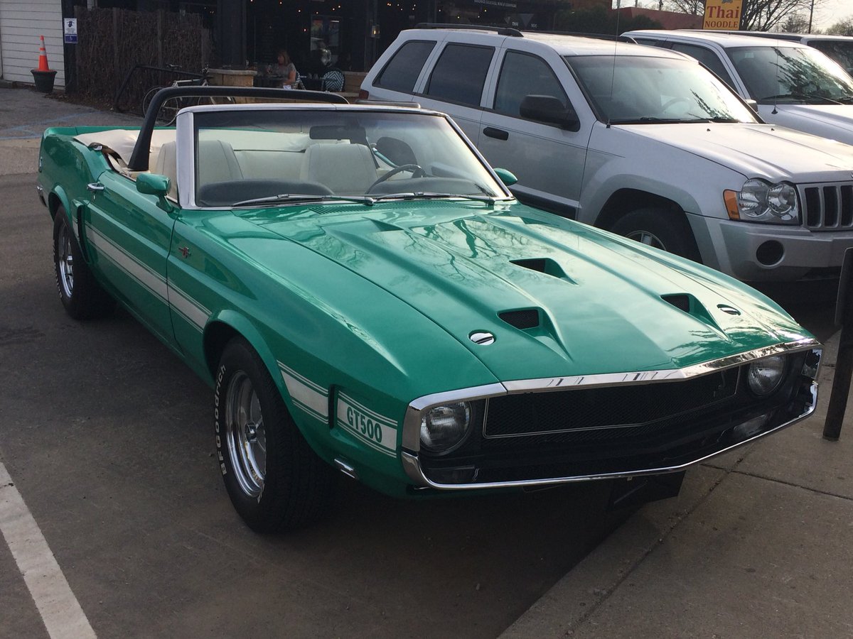 indycarfind's tweet photo. Not for sale. Just a cool car spotted in Broad Ripple! https://t.co/NyzHHPvwZT
