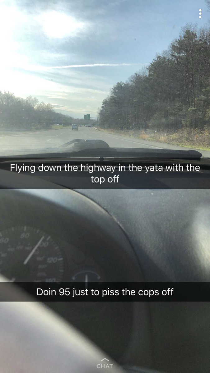 Swabira_M's tweet image. My Friends are out here doing reckless tings 🤷🏾‍♀️ @That_Kid__Jeff #SafteyFirst or is it #SnapFirst😬