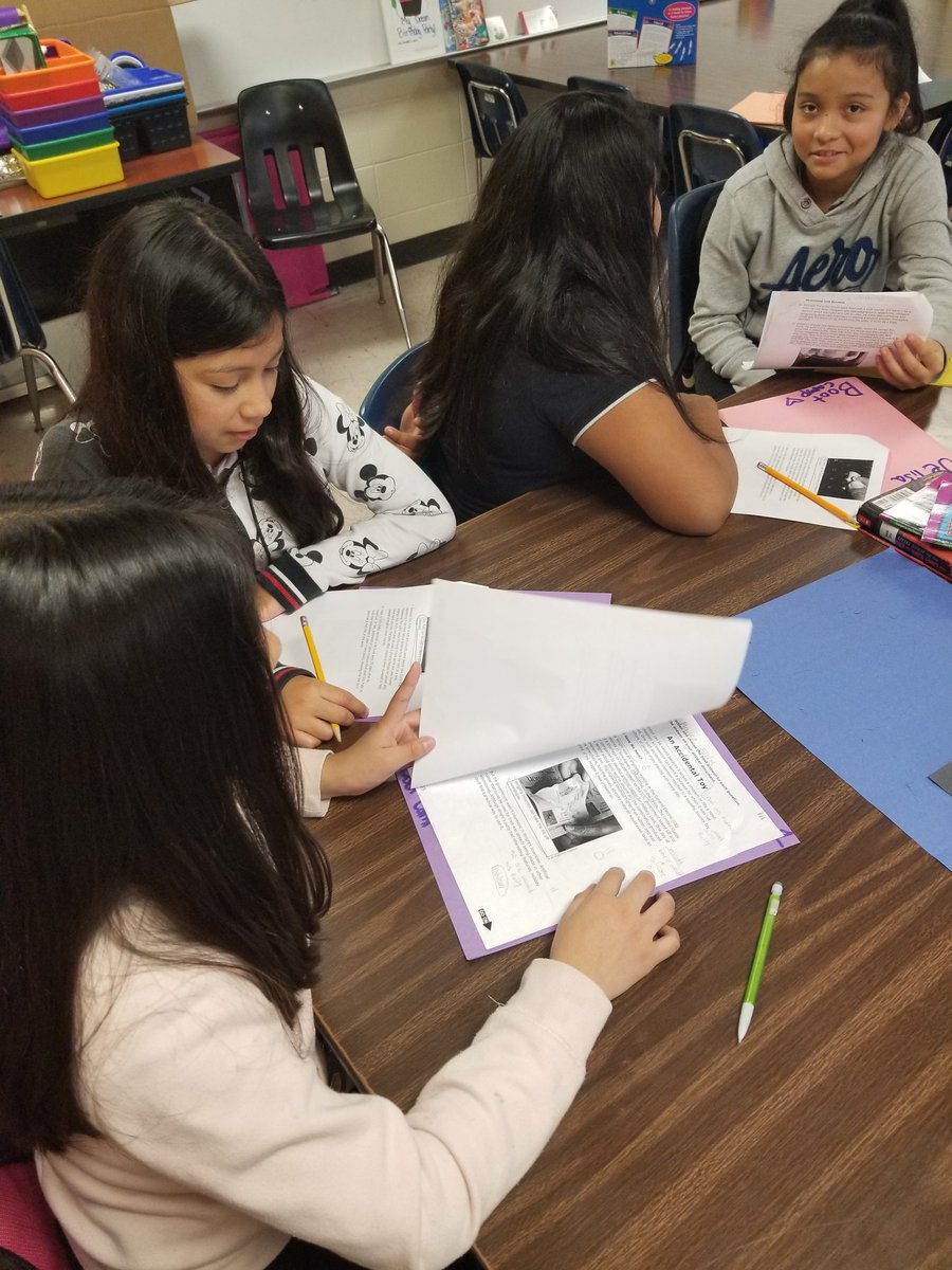 NoLeaderLikeMe's tweet photo. Our @rubyreedacademy 6th graders preparing to show growth and greatness on the 2018 @STAAR! #WeAreReed #BigGoalsBigRewards https://t.co/jQv6trWo0C