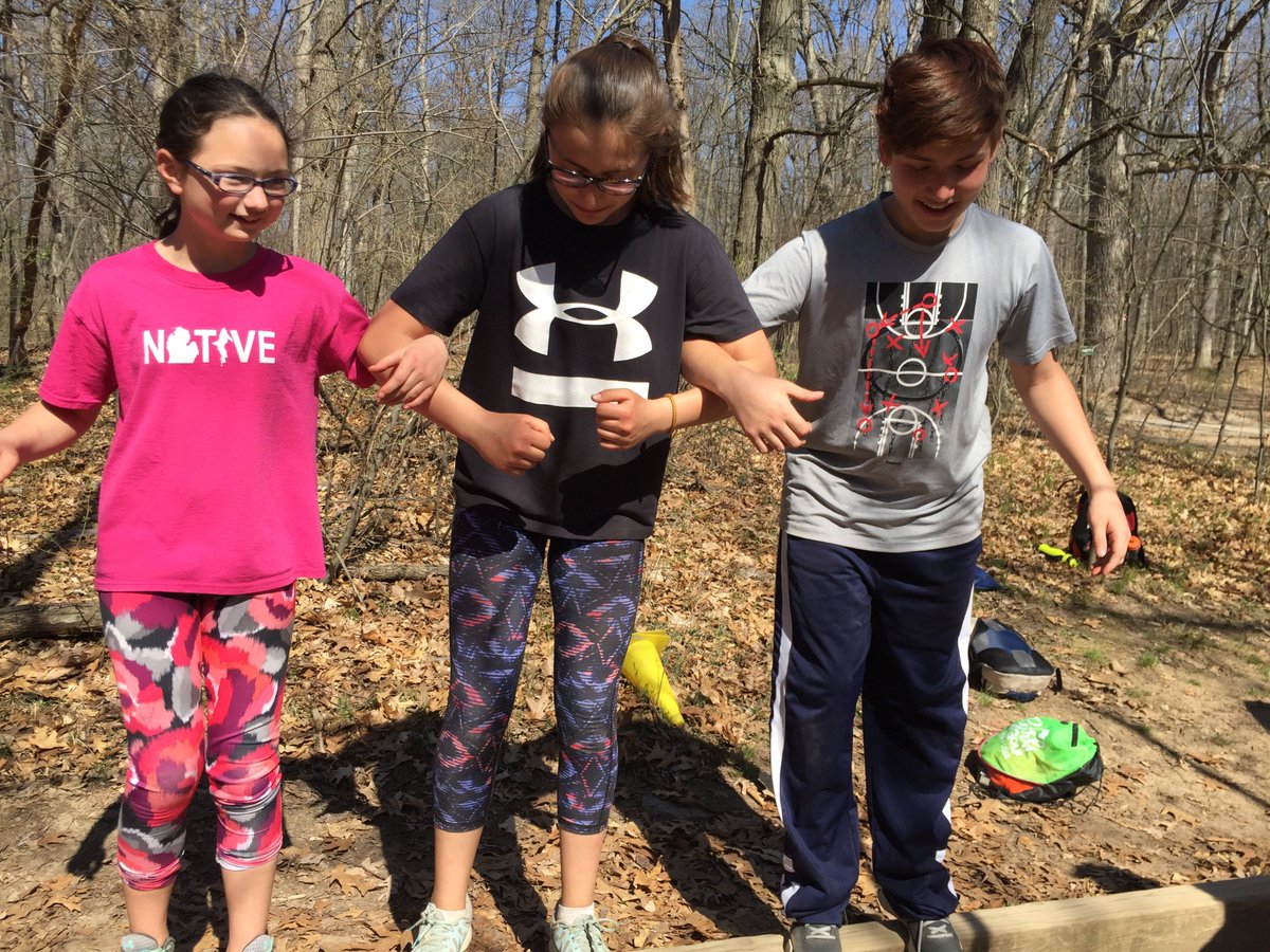 cam2016adams's tweet photo. CameronAdams students practicing working as a team. https://t.co/2wpUor7NNc