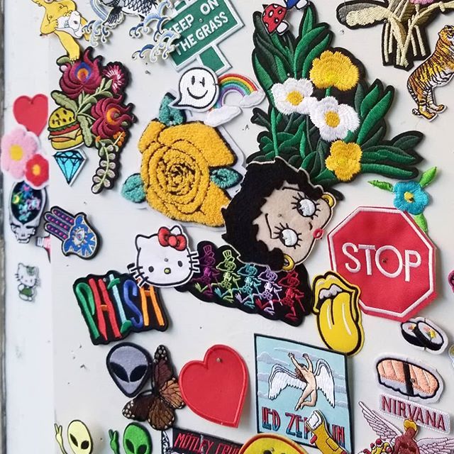 CaLiWo's tweet photo. #🙂#❤#💋#💐#🌻 #embroidered #patch #vintagepatches #instastyle #instaoutfit #instaquotes #bettyboop #embroideredpatch #thevintagetwin #patchgame #styleinspo #instastyle #words #phrases #twitter #fashiongram #jacket #patches #embellishedjacket #ins… https://t.co/ZzmII17Tfq https://t.co/AIO3mtqebK
