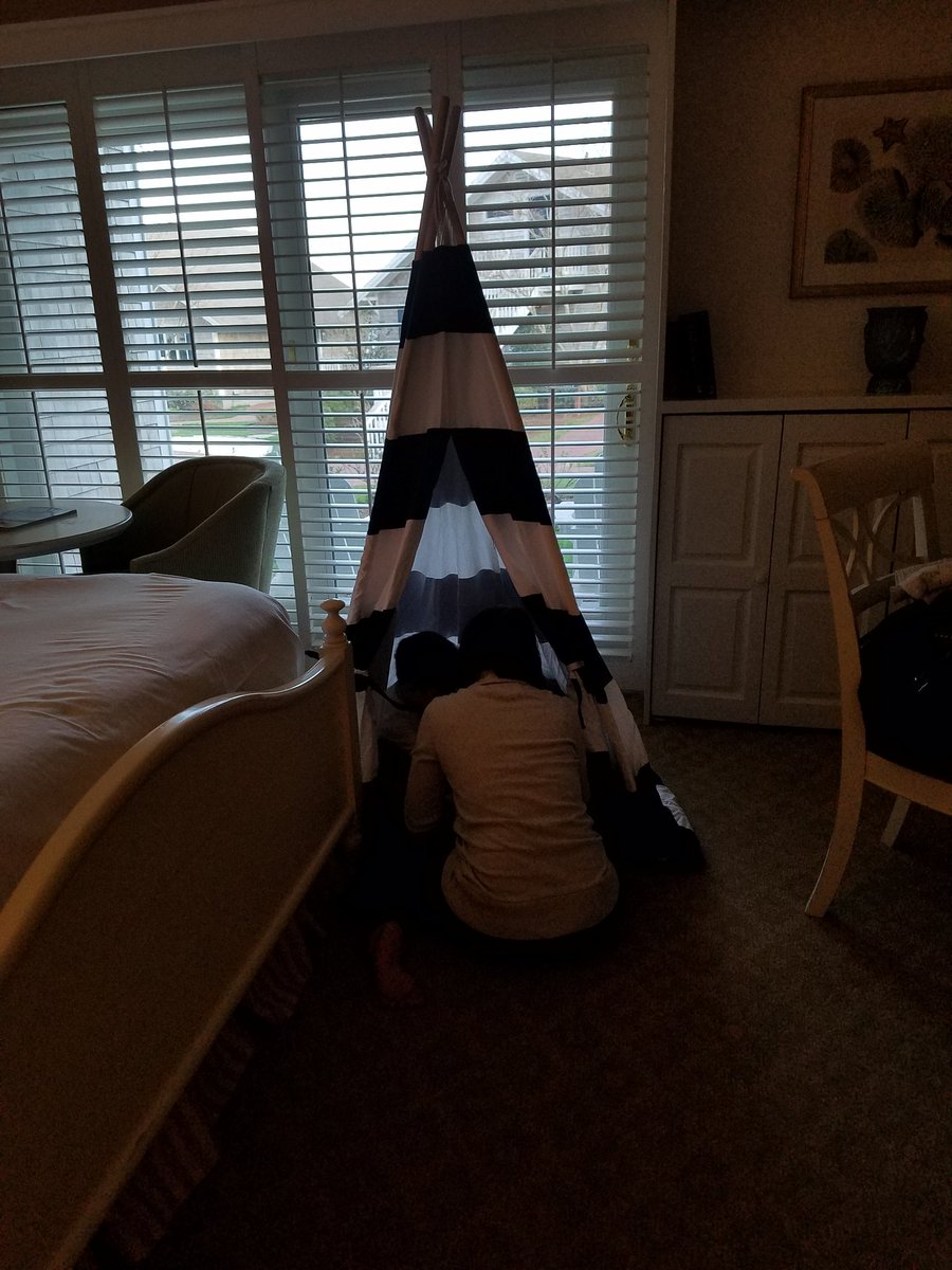 Seriously <a href="/Wequassett/">Wequassett Resort</a> you guys are the best. Not sure how we'll get them out for dinner though.