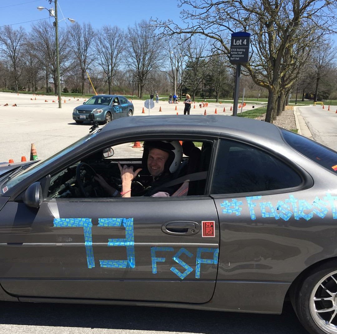 jakebunny's tweet image. #fastestbun #73 @PlayfulKitten89 #zoomycat #93 (background)