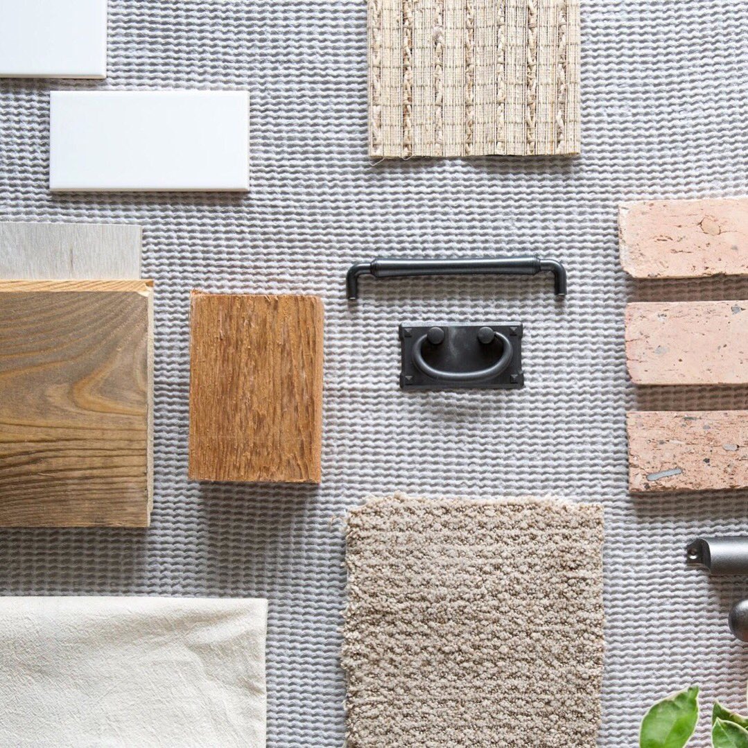 Catch an all-new Fixer Upper: Behind the Design tonight at 8/7p CT on HGTV! You know the drill—gather the watch crew, ready the snacks, and live tweet along with us! #FixerUpper #BehindtheDesign