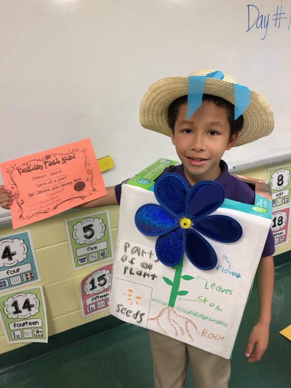 ECWPRIDE's tweet image. Our cubs had a great time at our first annual Vocabulary Parade! #transformstjohn #ecwpride