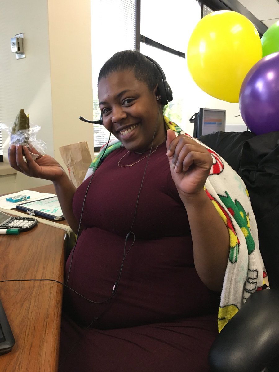 Team_Martin_att's tweet photo. We surprised Destiny with a song and some balloons for her STRONG OFFER!!!
#strongoffers @BirminghamDMDR @teamjohnsonbham @Team_D @TonySmith4ATT @mrscorporate https://t.co/tSoVBb6Q5x