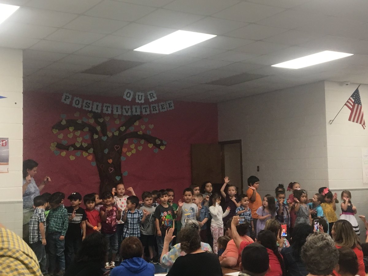 thowardttu's tweet photo. Some of our amazing PreK kids treated parents to a performance at the PreK transition night.  😀 Our kids rock!!!  Thank you to the parents that turned out tonight.  @PKthru5mustangs @NataliaISD https://t.co/OcPksshGcB