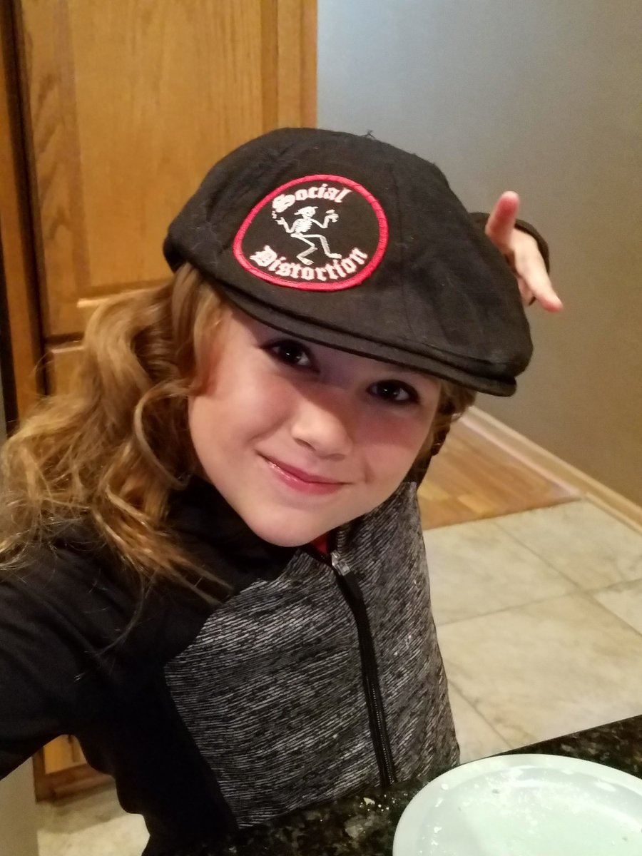 Findlay_Joseph's tweet photo. @Interruptweets @timtimebomb @aimeeinterruptr @kevinsweatshop @justinbivona @jessebivona @HellcatRecords @epitaphrecords The whole Family is excited for the album.  My Daughter wants you to come back to Des Moines. https://t.co/a6jF6fLMu2