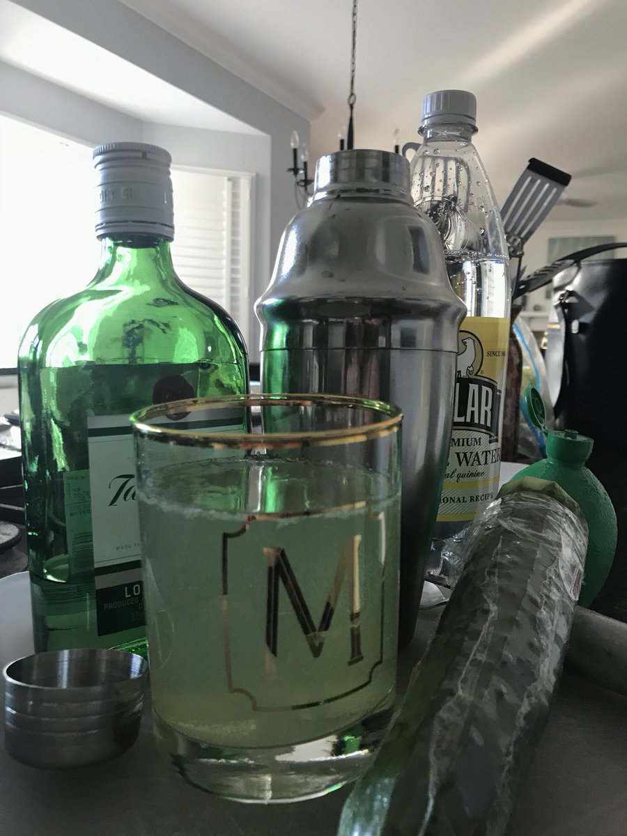 M_L_Webber's tweet photo. Tonight’s #captail for Game 9: Cuke Up the Good Work. Muddled basil and cucumber shaken with @Tanquerayusa and lime juice, finished with tonic water. Have to keep skating with urgency! #ALLCAPS #CapsPens https://t.co/zl0ZcnT3oo
