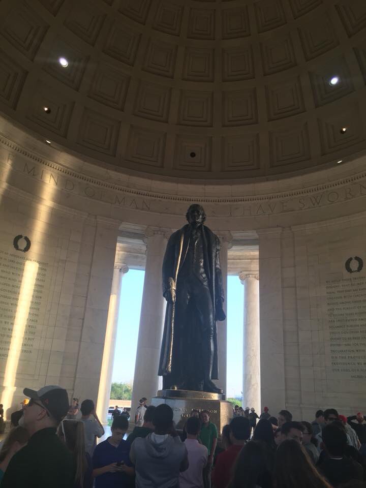 wwflyers's tweet photo. Looks like The 8th graders are having a blast so far!! #WilburWrightinDC https://t.co/KWfv5OnNrO