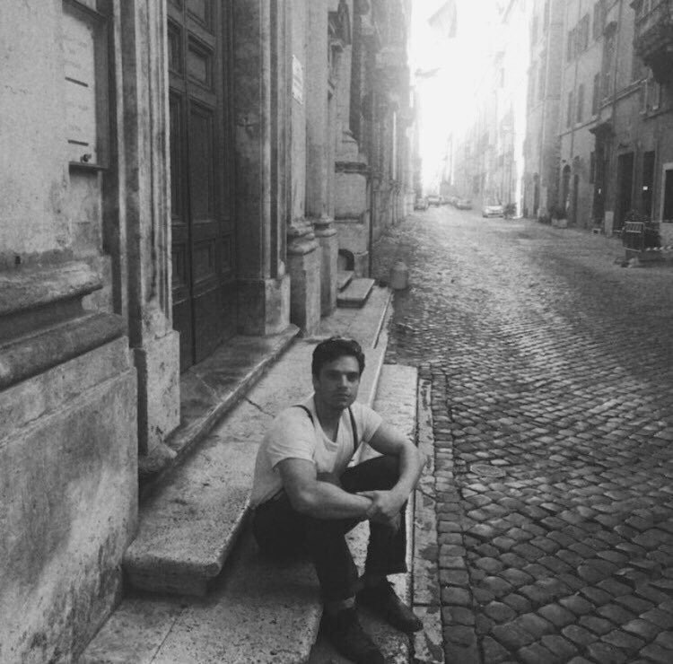 wxtchsapphic's tweet image. I deserve to see 1940s Bucky again