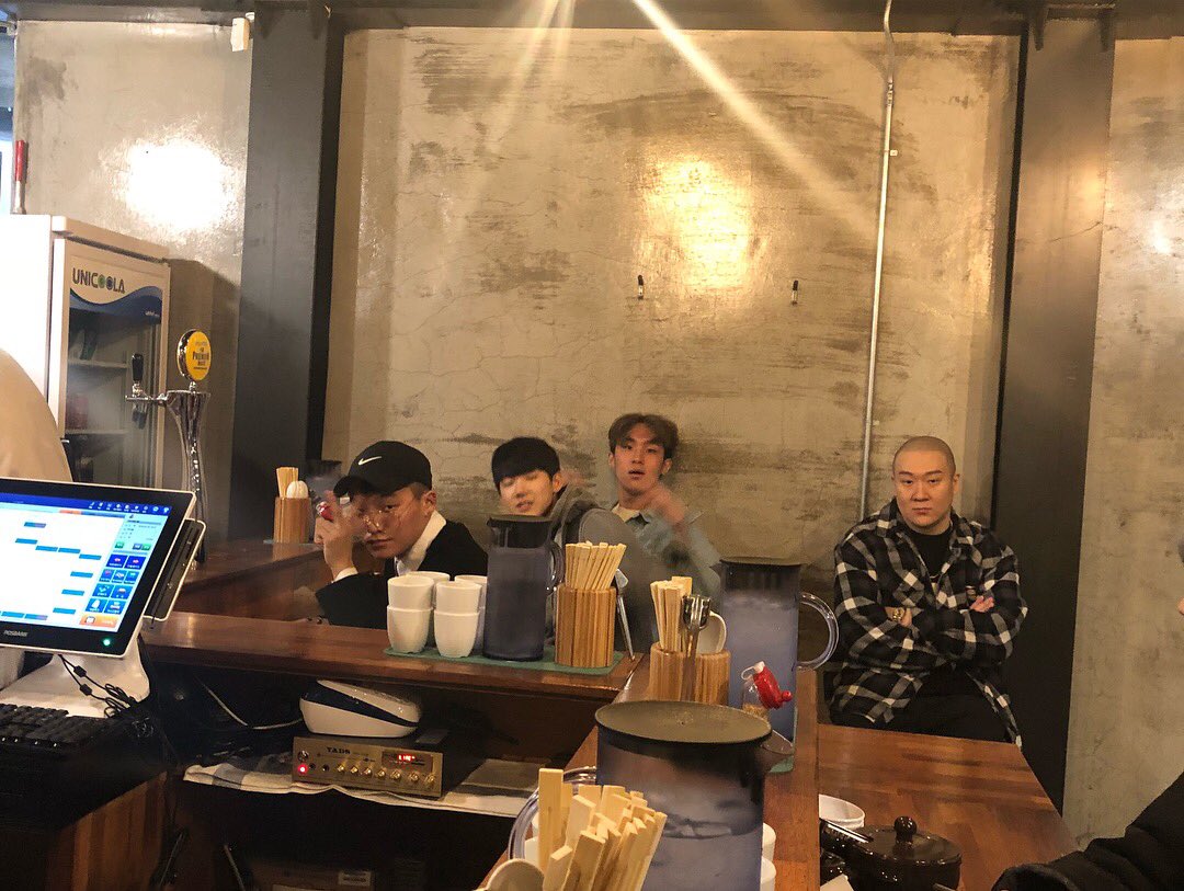 bangjaemintl's tweet photo. #방재민 with fellow hsr2 rappers and mentor deepflow💕 https://t.co/0A0aQ6kRad