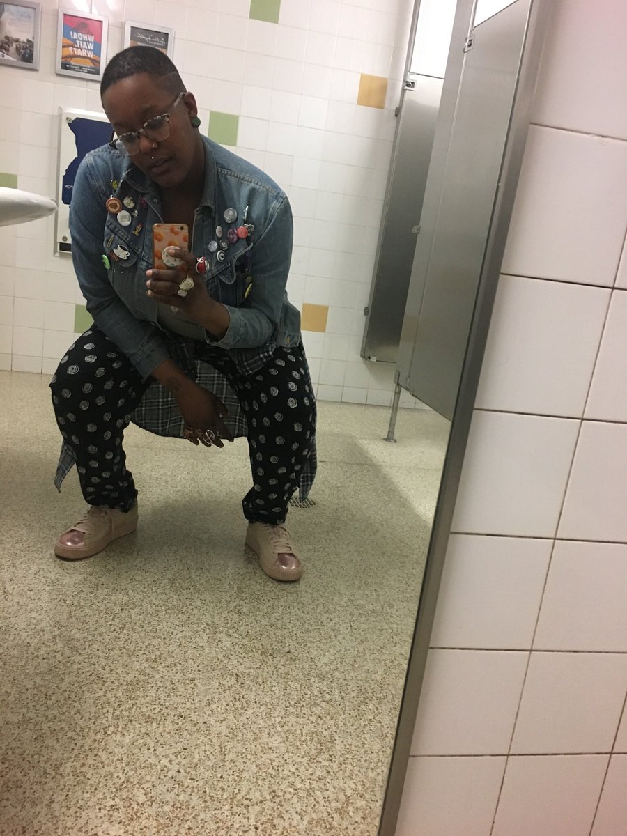 aribeedie's tweet photo. i recieved a scholarship to study poetry for a week in cape cod this summer, holy cow. #blessblessbless https://t.co/d5Gxmjnz4F