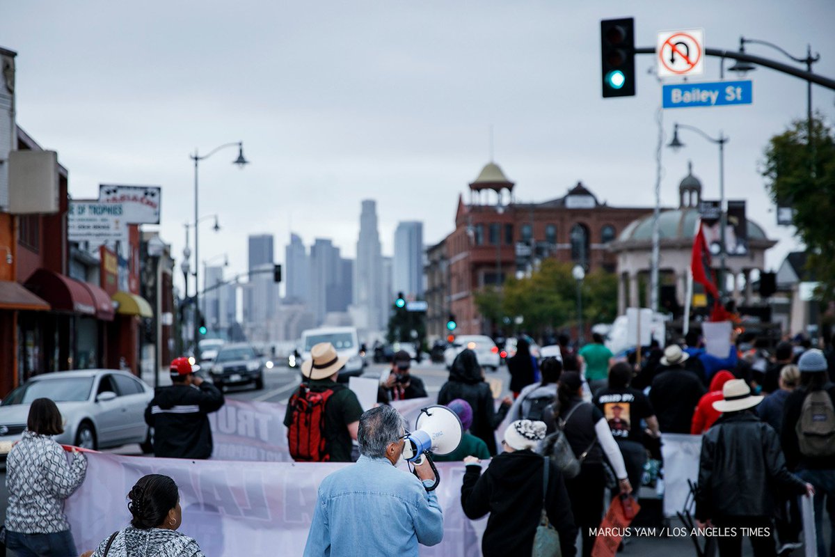 yamphoto's tweet photo. More #photos from today's #MayDayLA through #BoyleHeights. https://t.co/uLUpKQFEh4 https://t.co/uGtdauNKNo