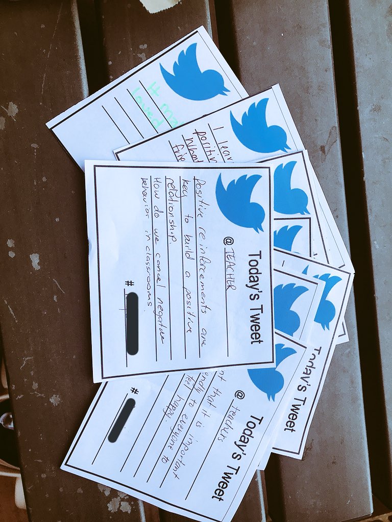 Made twitter exit cards for today’s PDHPE lesson :) #HappyTweeting #acuedu_p <a href="/ChahineJowelle/">Miss Chahine</a> <a href="/Graceyy_21/">Grace Youkhana</a>