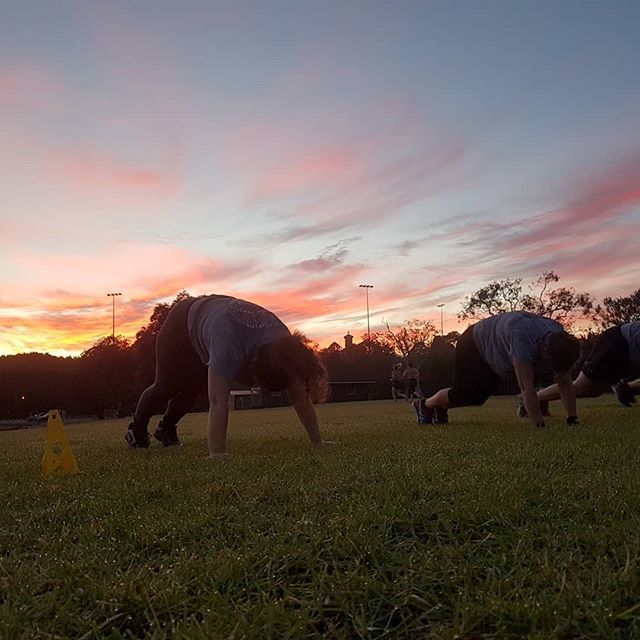 vandbathletic's tweet photo. Fire in the sky this morning. A perfect backdrop to another fantastic OBC Leichhardt session. ...
Do you want to become a part of our amazing OBC Leichhardt family?
.
Dawn Platoon - Morning Sessions
Monday 5:45am - 6:45am
Wednesday 5:45am - 6:45am 
Frida… https://t.co/7nJinwlfWq https://t.co/BRcE6Ch9UM