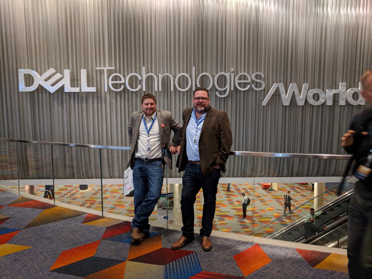 RGPC_FortWorth's tweet photo. Midsize storage presentation ✅ One-on-one media sitdown ✅ Shoutouts from Jeff Clarke and Michael Dell ✅ That's a wrap on #DellTechWorld Day 2! #MakeItReal https://t.co/JHvvcKkGJw