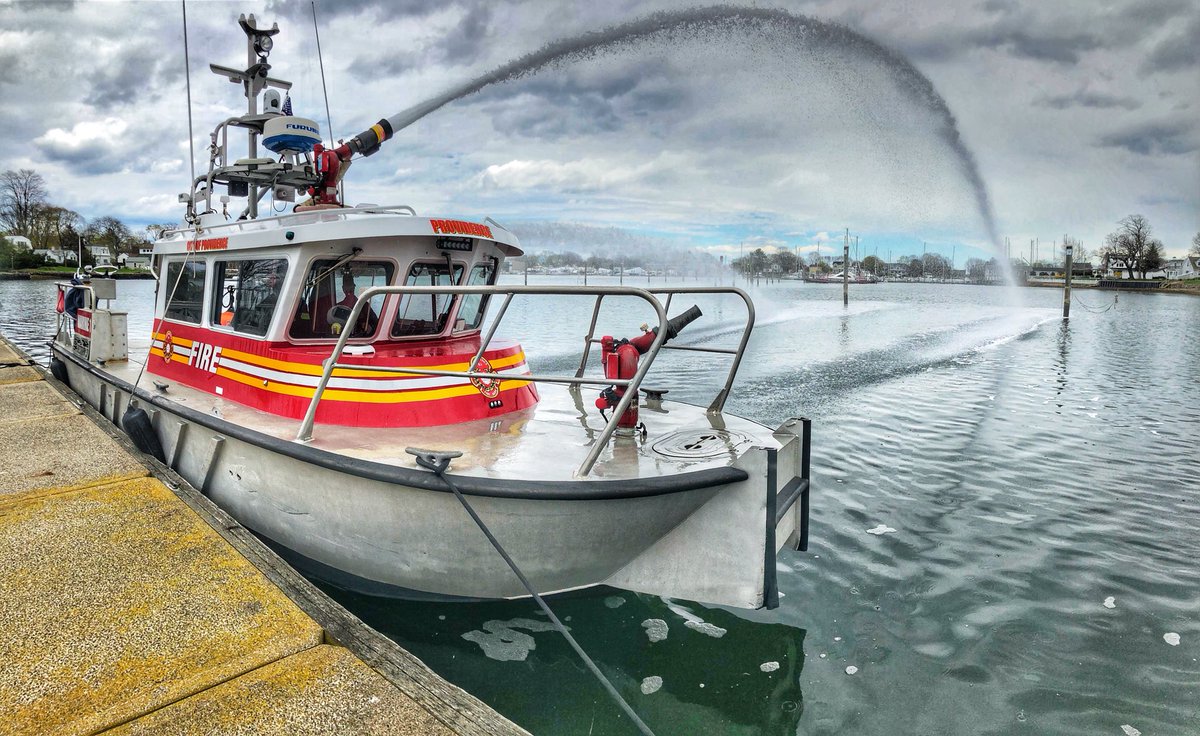 ProvFirefighter's tweet photo. Our members out today operating and training on Marine 1. #providence #pfd #pvdfire #firefighting #marine1 #fireboat #inomniaparatus https://t.co/cS10ZqMeD6