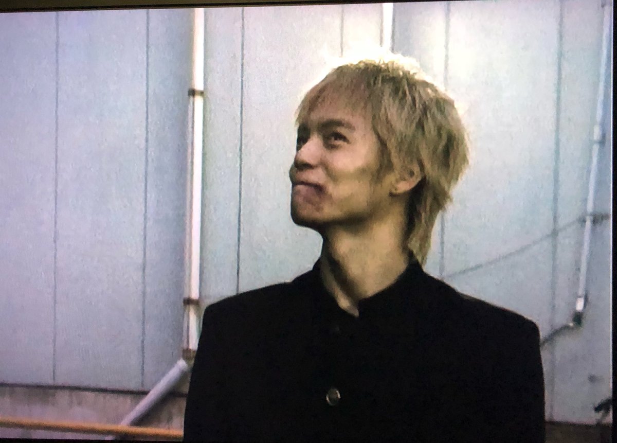 Hicky 鬼滅 乙骨先輩 ちょっと涙をこらえる勇人な窪田くん ヤンキー役も アクションも初めて て初めて うますぎるでしょ ほんとすごい 金髪も小学生以来 と 笑 そんな窪田少年 本読んでる子が好きだった って究極の萌えなんですけど Hicky 鬼滅 乙骨先輩 ちょっと涙をこらえる勇人な窪田くん ヤンキー役も アクションも初めて て初めて うますぎるでしょ ほんとすごい 金髪も小学生以来 と 笑 そんな窪田少年 本読んでる子が好きだった って究極の萌えなんですけど