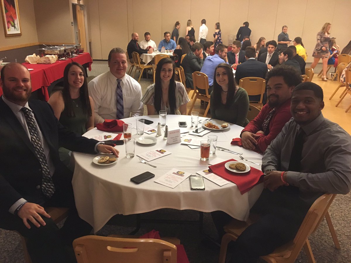KingsPA_SMS's tweet photo. The @KingsCollege_PA Athletic Training Program Class of 2018 at the annual senior appreciation dinner. #2018SeniorDinner #ATProgram https://t.co/aLgg84nECj