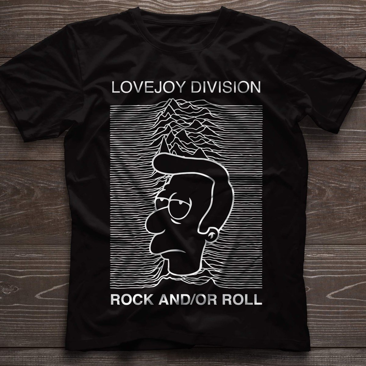 ayacullo's tweet photo. @hEnereyG @bobservo ...I'm not sure how to feel about this Lovejoy shirt #TalkingSimpsons https://t.co/p0d0nqzcVg