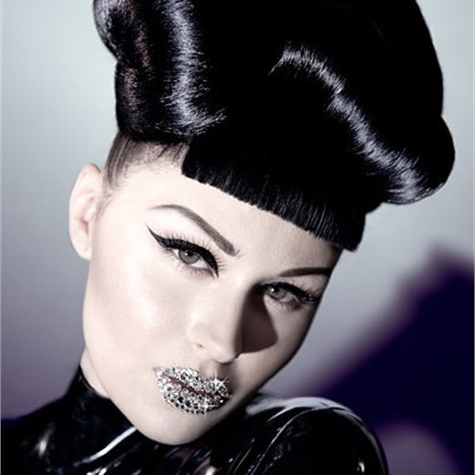 AnthonyRG16's tweet photo. #NuevaFotoDePerfil @VIKTORIAMODESTA Glamorous Queen! https://t.co/gRPE59KbR4