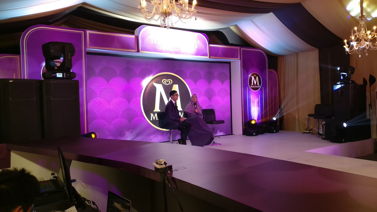 #magnum #NewHazelnutLuxe #limitededition Media Launch — With <a href="/ngi_INFINITE/">INFINITE live</a> at Studio 5 indosiar