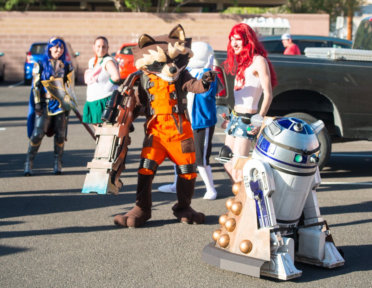 FandomBarLV's tweet photo. The 1st COSPLAY FESTIVAL in Las Vegas is over &amp; we're already excited for LAS VEGAS COSPLAY FESTIVAL next year! (4-28-2018) Photo @mbkeene #MFBLV #Fandom #Cosplay #LasVegas #cosfest #lvcosfest  #CosplayFestival #LasVegasCosplayFestival #FandomWeddings #CosplayWeddings https://t.co/mfPoMbhgZG
