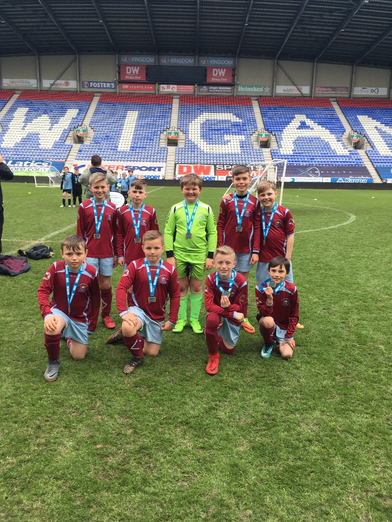 RLHSports's tweet photo. Well Done to RL football team and Mr Chambers on a fabulous day at the DW. Medals galore.@rlhughesAIM https://t.co/mD3imB8i2T