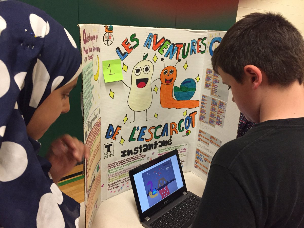 PPARocdsb's tweet photo. “If you build it, they will come”. Proud of our junior coding club for using their skills to build an arcade. #Coding #digitallyfluent #innovativecreative @PPARocdsb @ntowaij @OCDSB https://t.co/4fnK0rrQHi